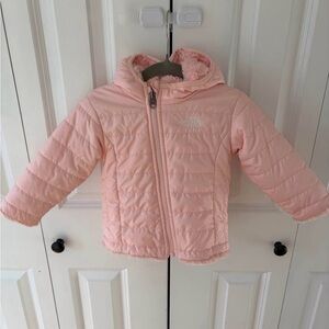 North Face Baby-Girls Reversible Mossbud Swirl Hoodie jacket size 6-12 months